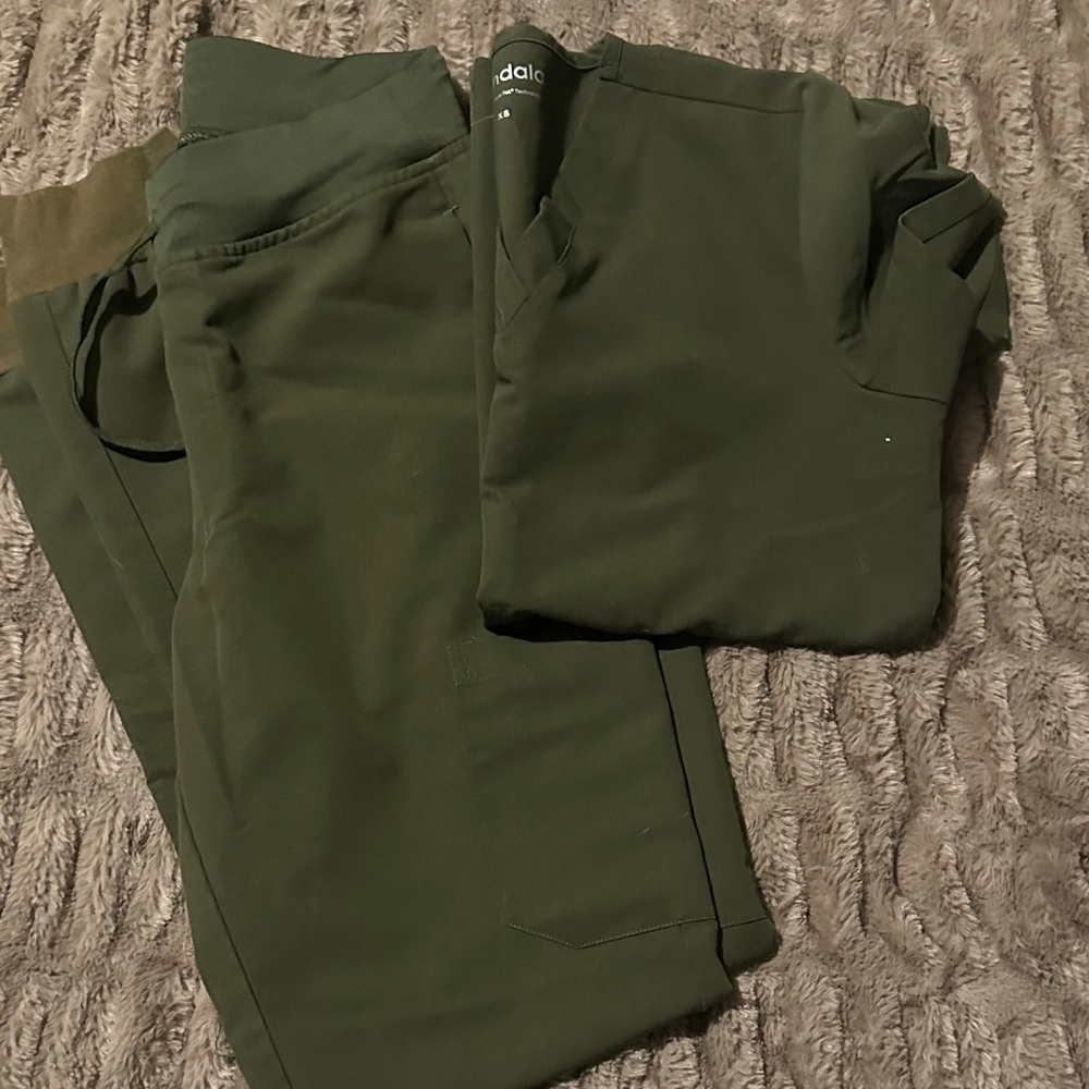 Women's Olive Joggers
